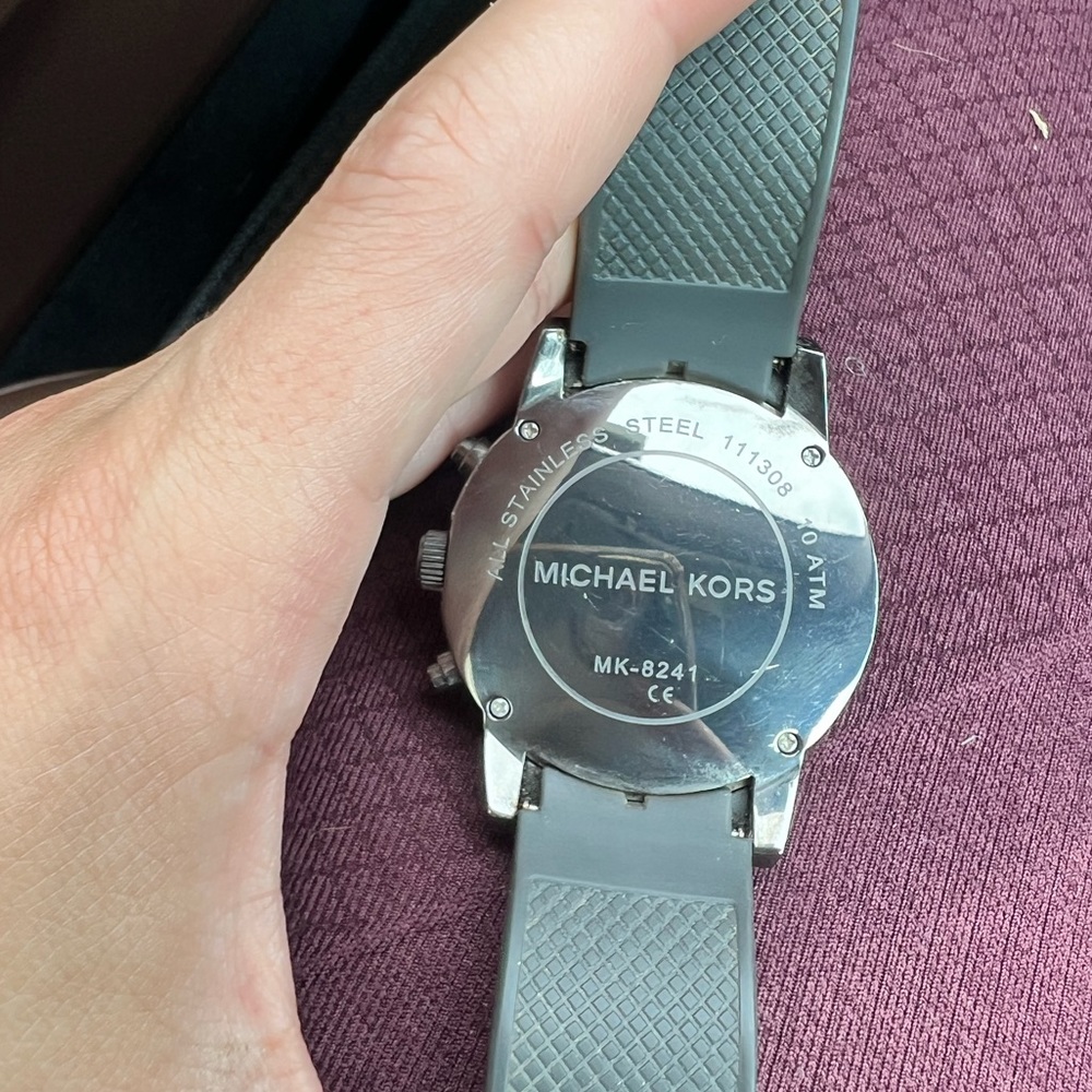 Men’s Michael Kors Watch - Picture 2 of 4